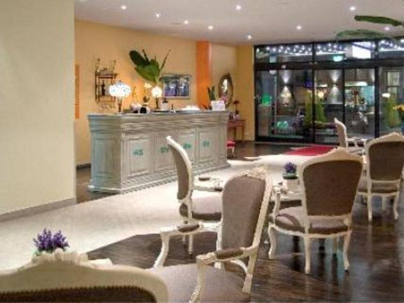 Hotel Mercure Chateau Am Kurfürstendamm