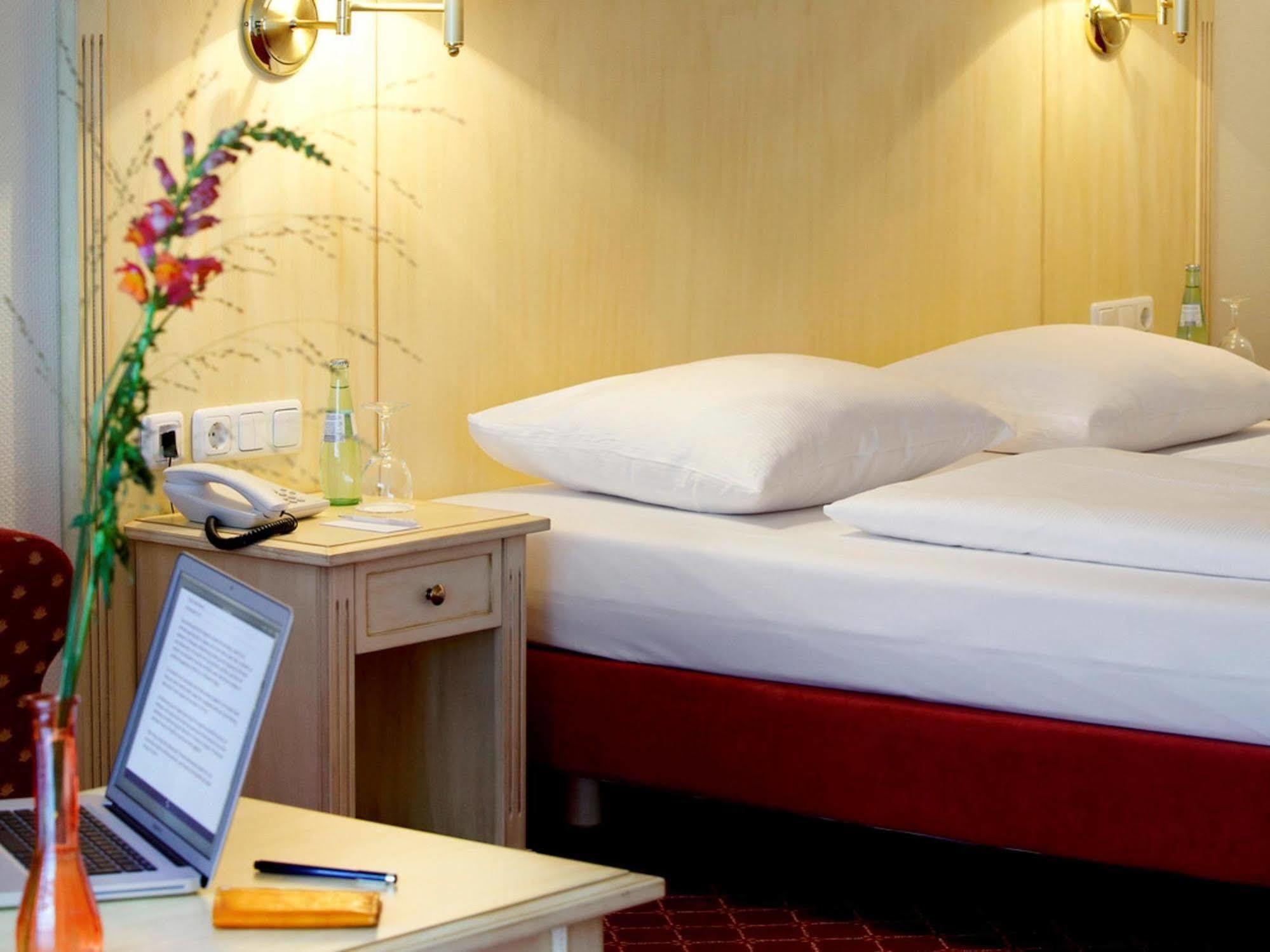 Mercure Chateau Am Kurfürstendamm 4*