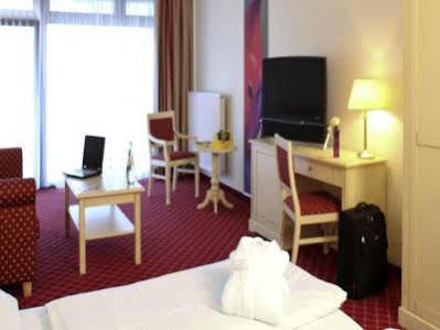 Hotel Mercure Chateau Am Kurfürstendamm 4*